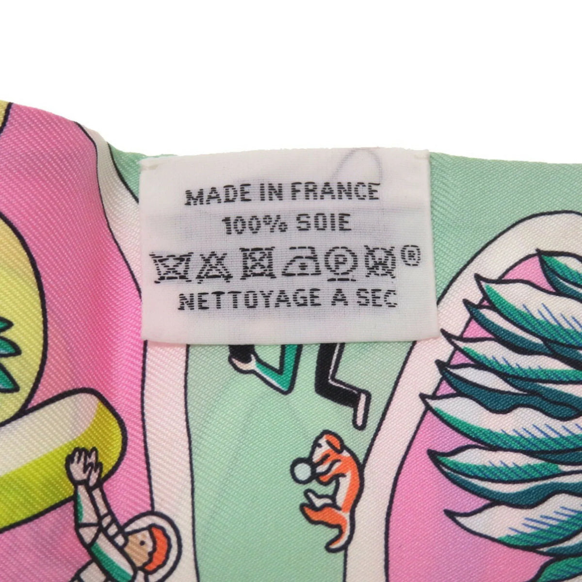 Pre-Owned Hermes Twilly Exposition Universelle Sizeilk Rose Sizecarf (Fair)